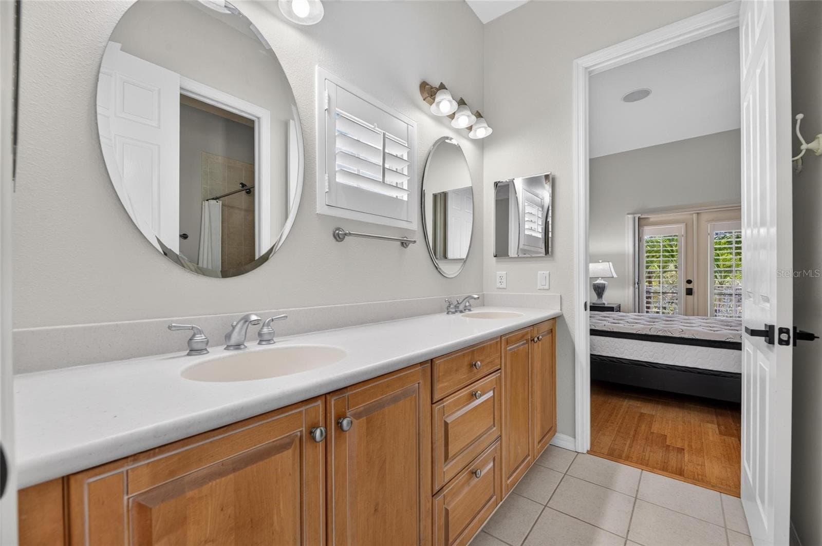 Single Family Residence at 825 ISLEBAY DR, APOLLO BEACH, photo 52 of 100