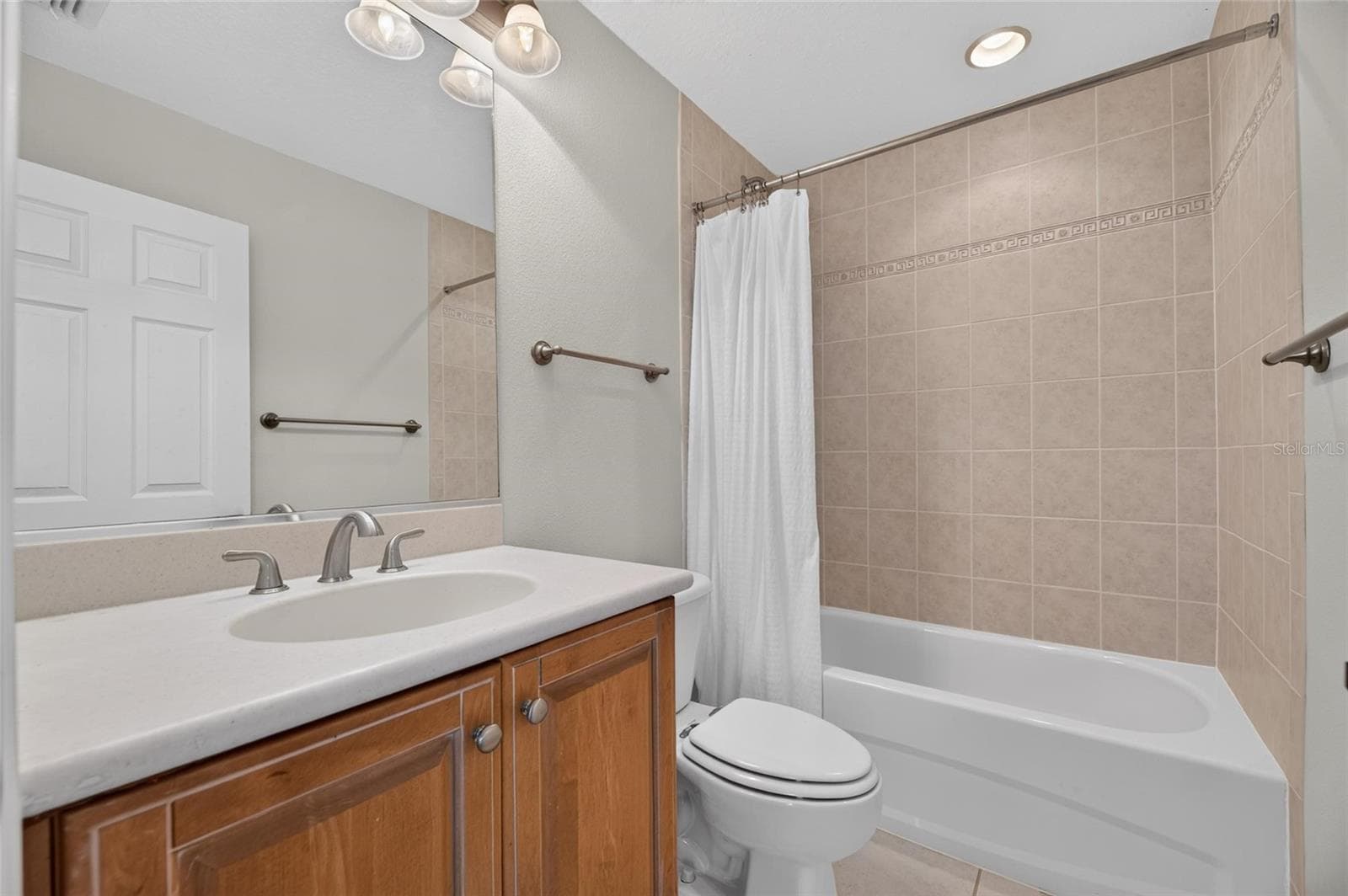 Single Family Residence at 825 ISLEBAY DR, APOLLO BEACH, photo 60 of 100
