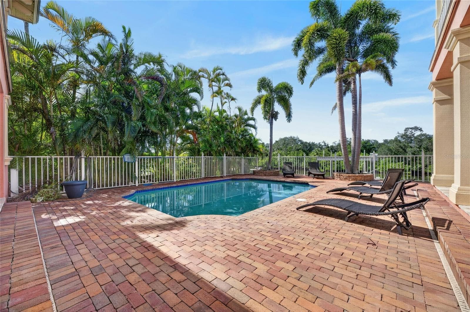 Single Family Residence at 825 ISLEBAY DR, APOLLO BEACH, photo 82 of 100