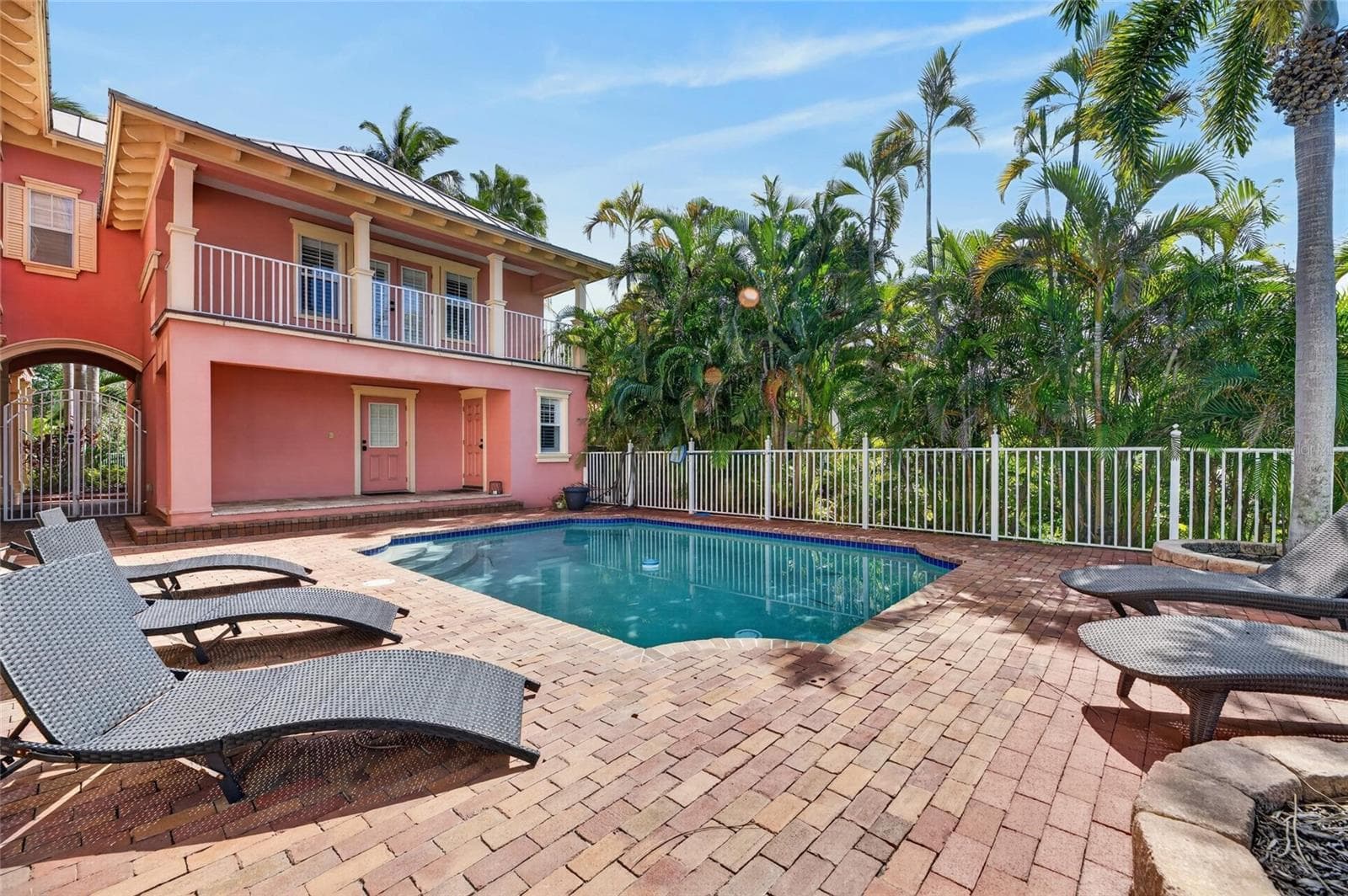 Single Family Residence at 825 ISLEBAY DR, APOLLO BEACH, photo 85 of 100