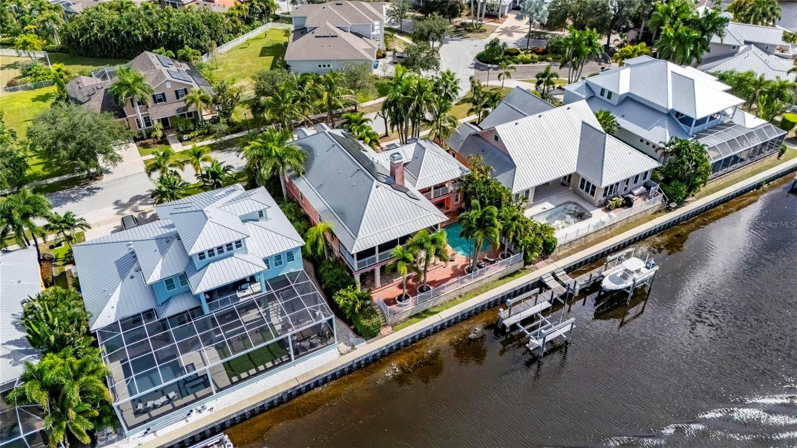 Single Family Residence at 825 ISLEBAY DR, APOLLO BEACH, photo 95 of 100