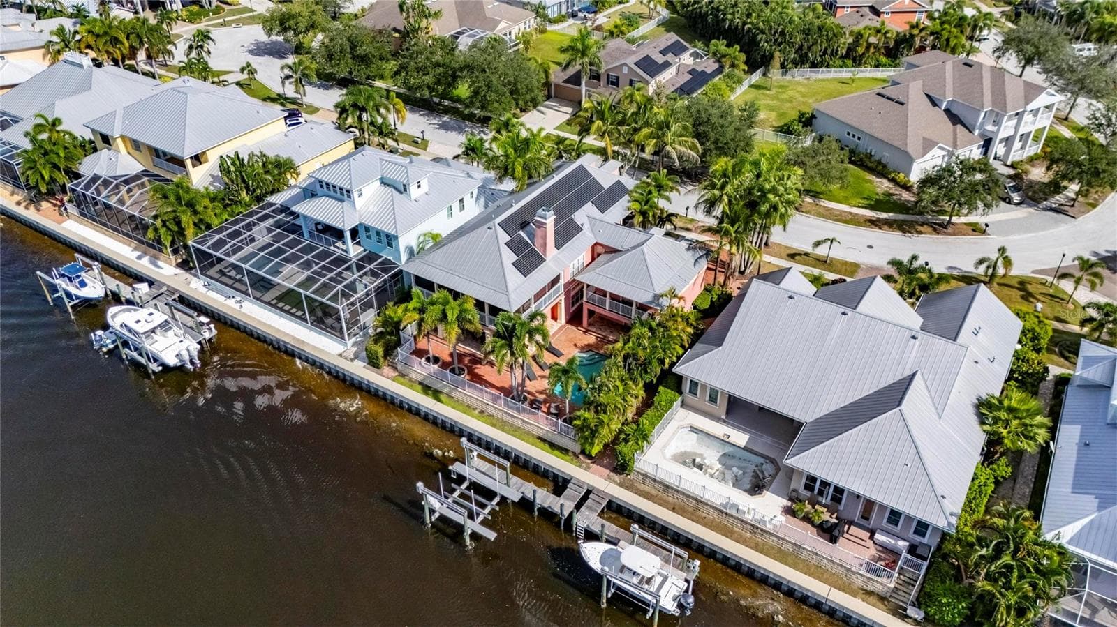 Single Family Residence at 825 ISLEBAY DR, APOLLO BEACH, photo 97 of 100