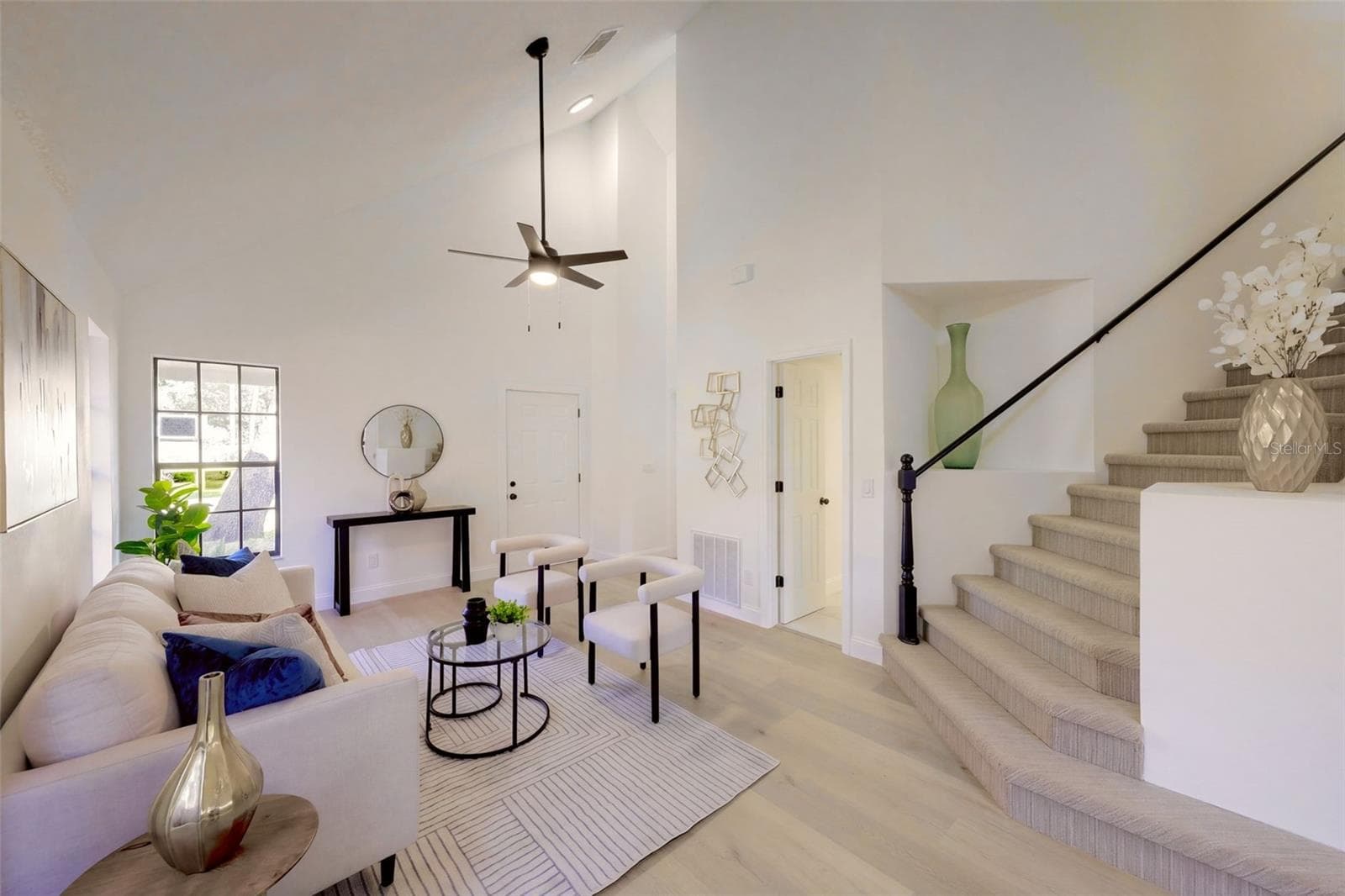 Single Family Residence at 950 WOODROSE CT, ALTAMONTE SPRINGS, photo 5 of 43