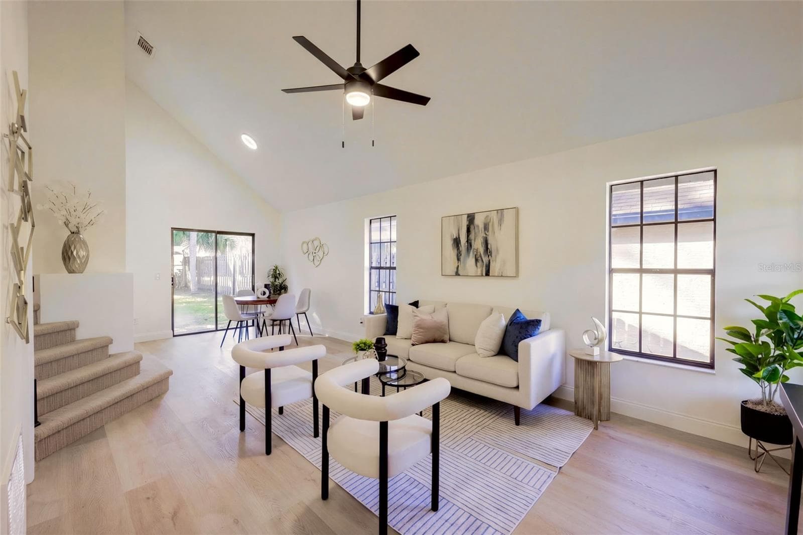 Single Family Residence at 950 WOODROSE CT, ALTAMONTE SPRINGS, photo 7 of 43