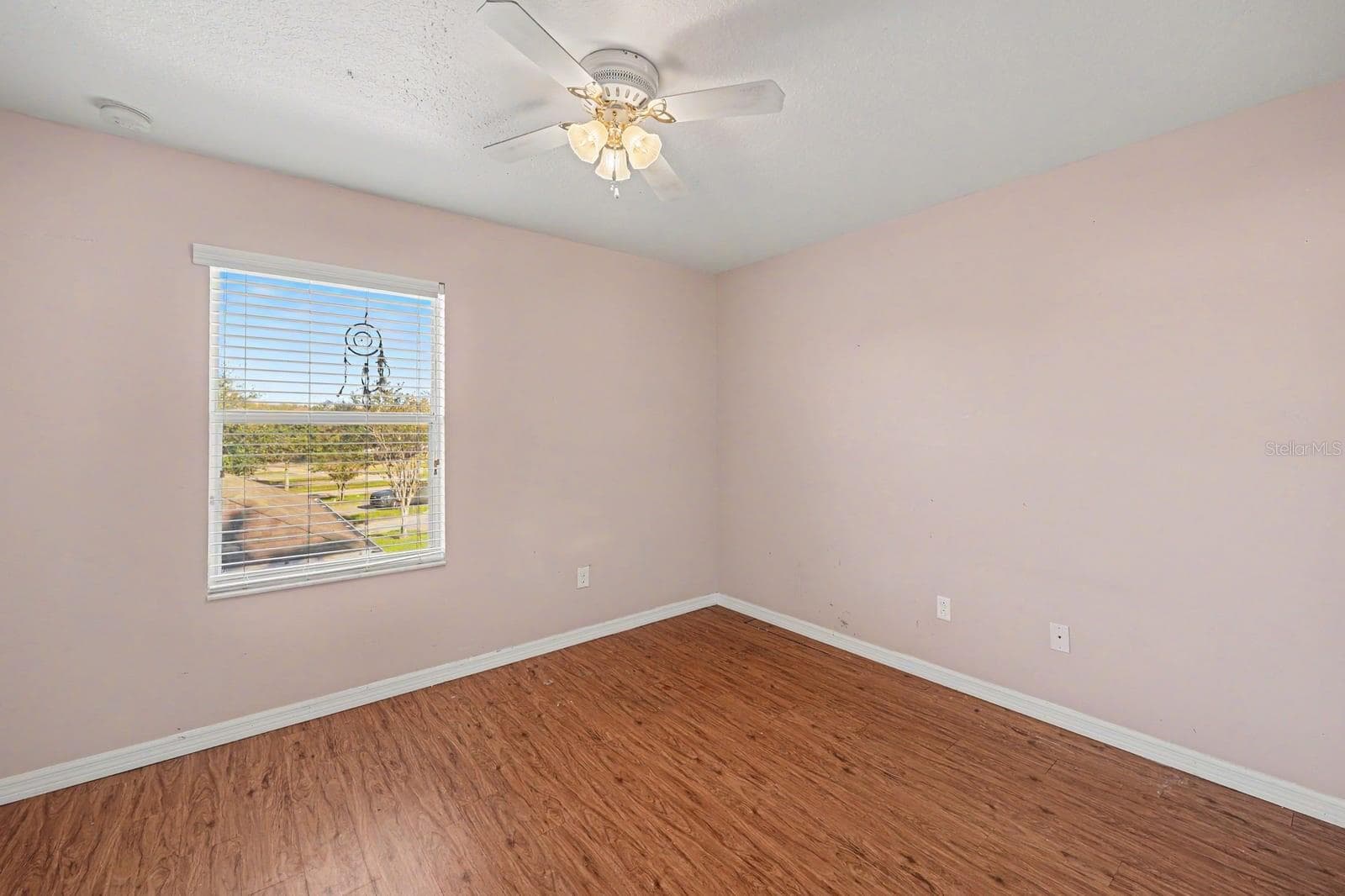 Bright Bedroom with Natural Light, Wood Floors & Ample Windows - 5705 NEW INDEPENDENCE PKWY, WINTER GARDEN