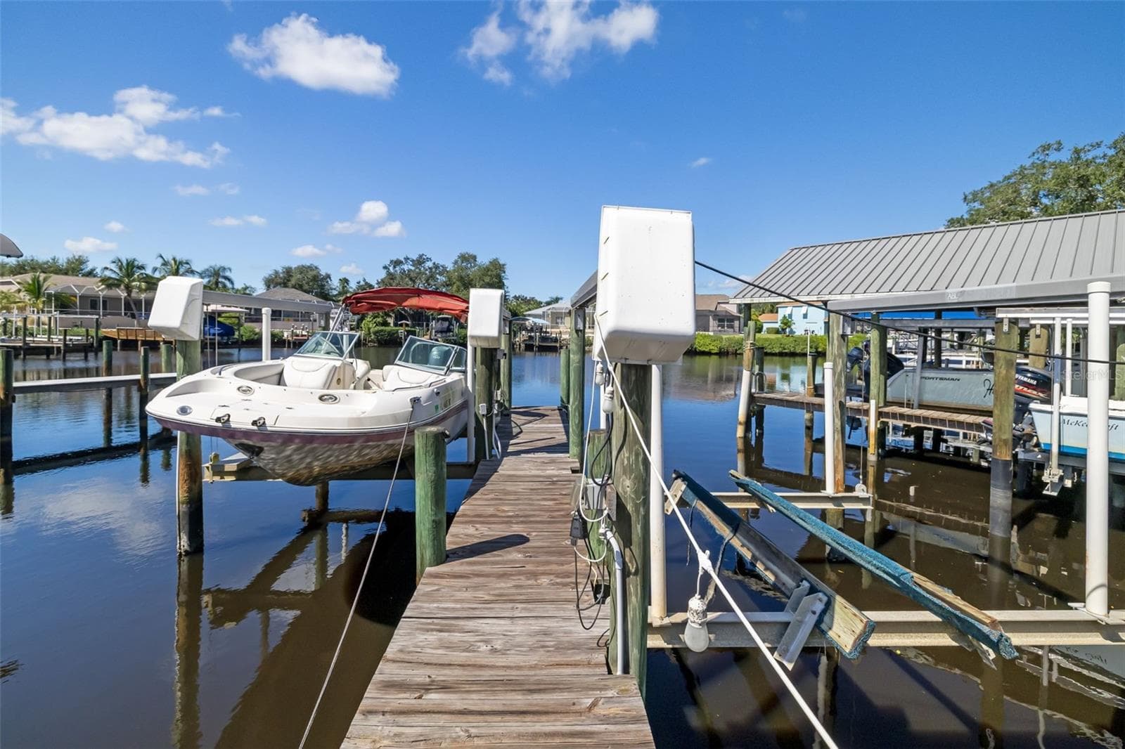 Two boat lifts - 124 41ST CIR E, BRADENTON