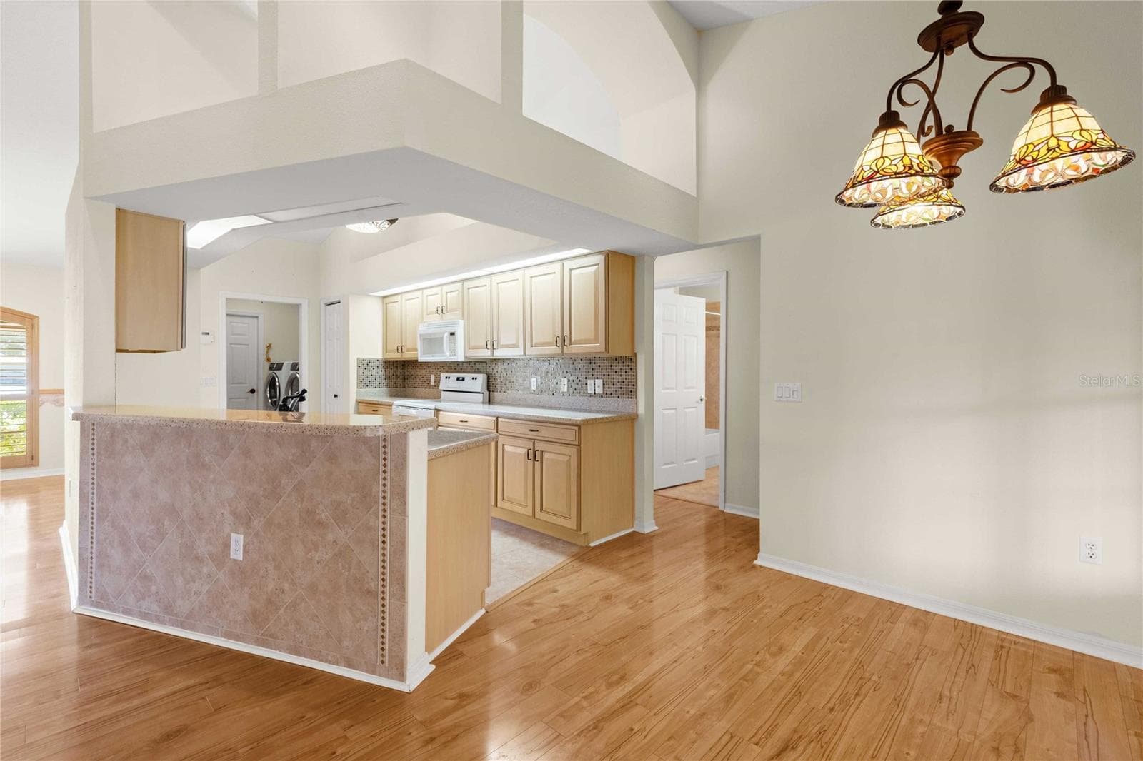 Single Family Residence at 12404 PALM RIDGE DR, SAN ANTONIO, photo 11 of 47