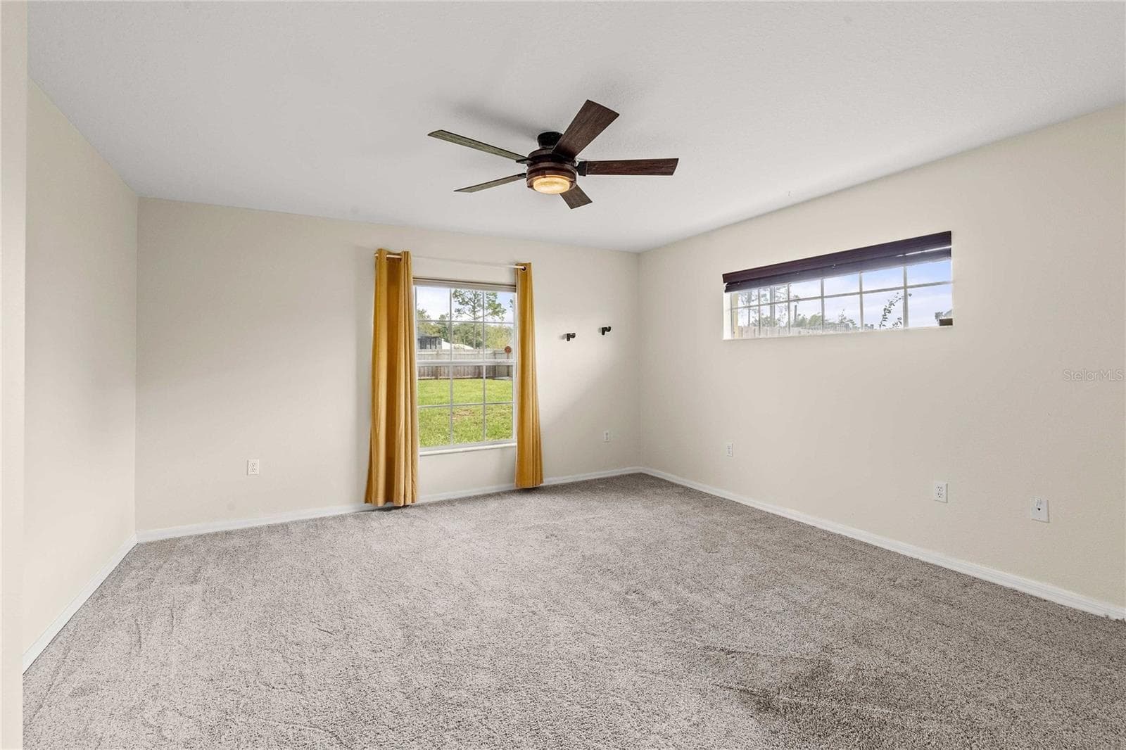 Single Family Residence at 12404 PALM RIDGE DR, SAN ANTONIO, photo 17 of 47