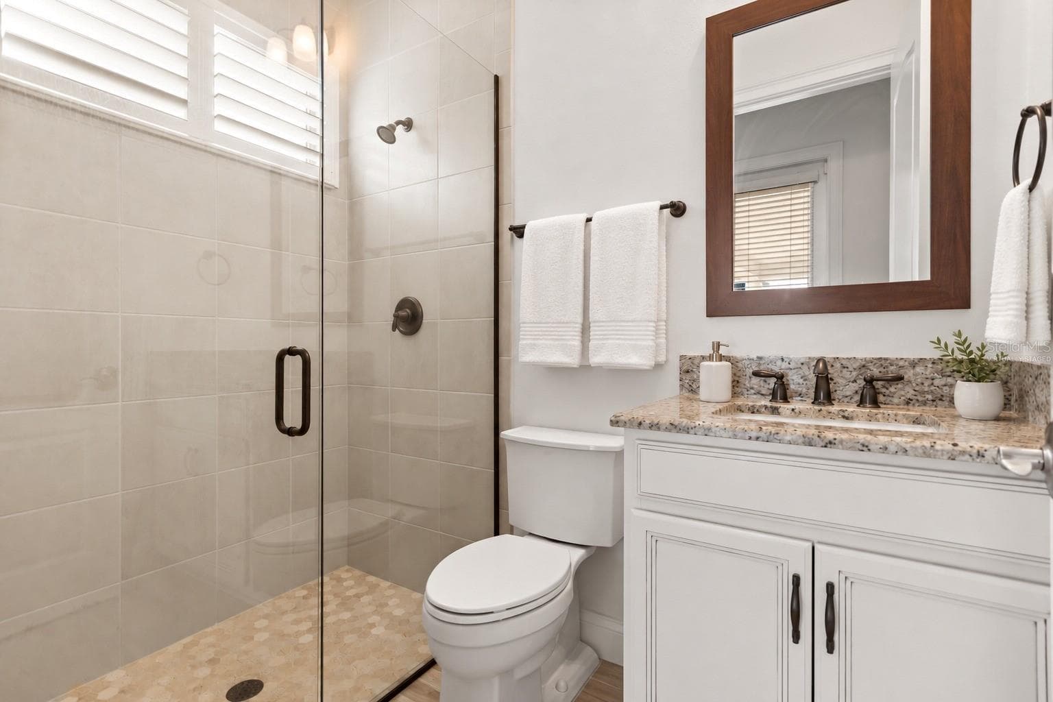 Virtually Staged First Floor Bath - 5508 EMERSON POINTE WAY, ORLANDO