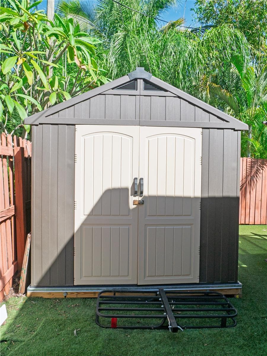Shed - 767 17TH AVE N, ST PETERSBURG