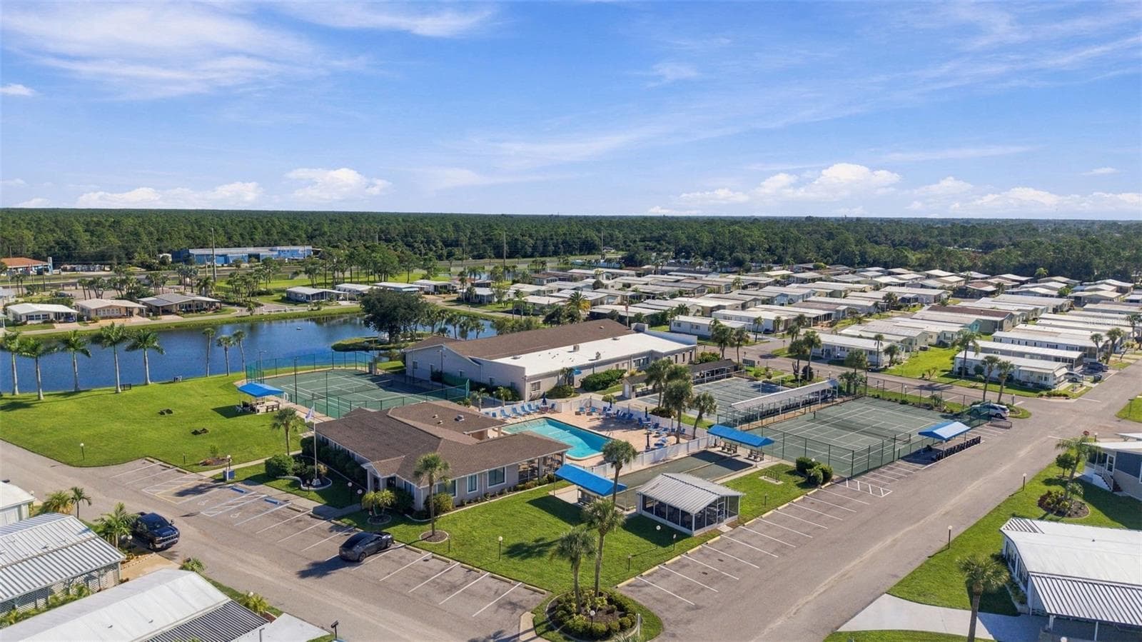 Manufactured Home at 110 MARTINIQUE RD, NORTH PORT, photo 47 of 73