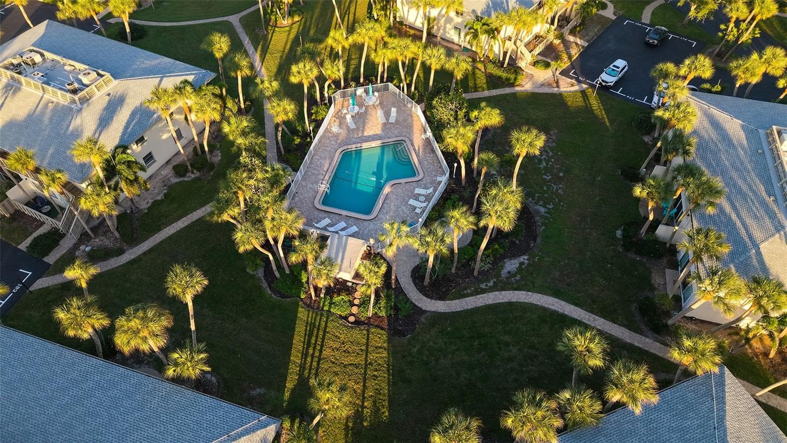 Condominium at 6750 GULF OF MEXICO DR #178, LONGBOAT KEY, photo 22 of 35