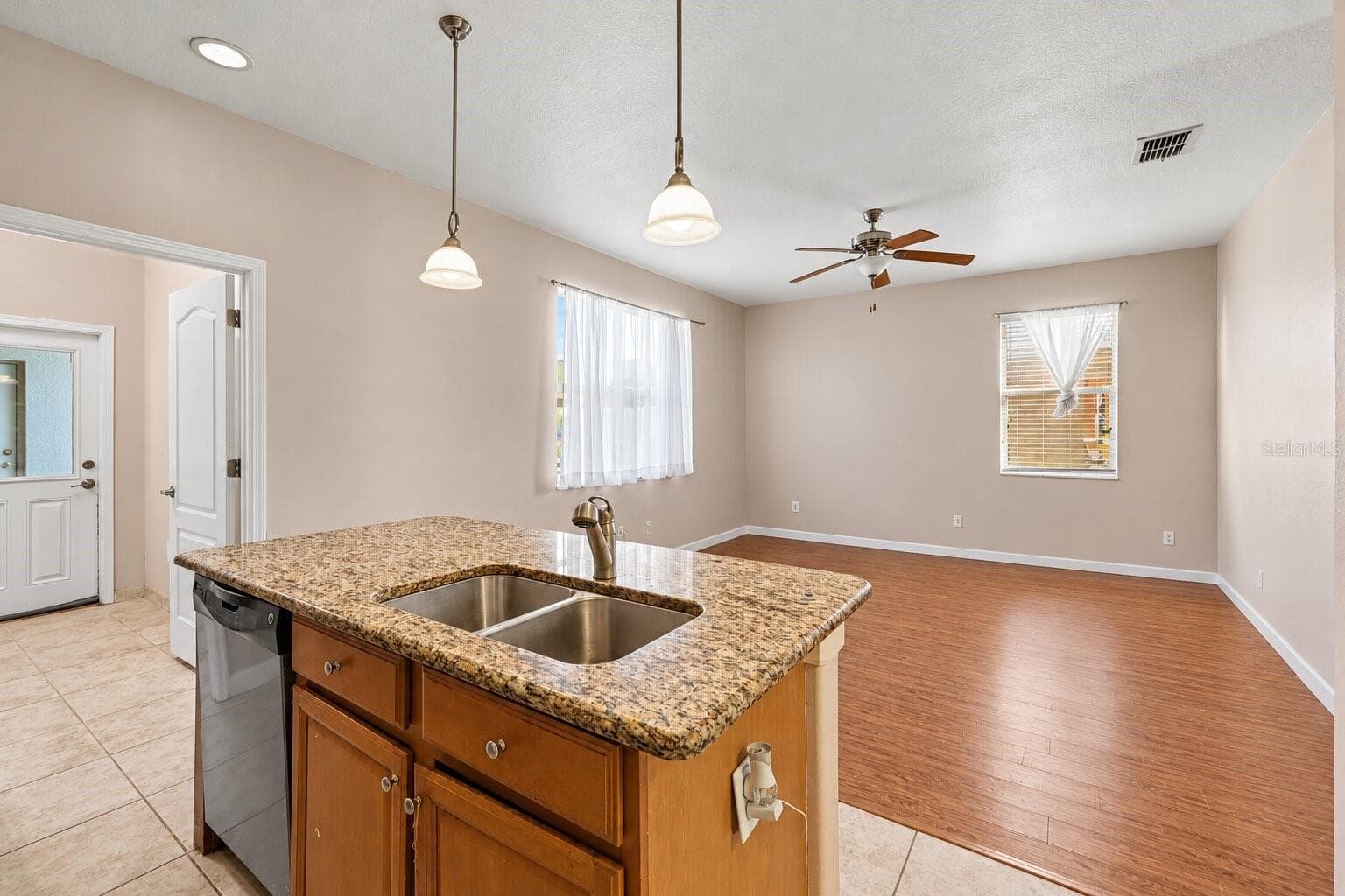 Townhouse at 5705 NEW INDEPENDENCE PKWY, WINTER GARDEN, photo 10 of 29