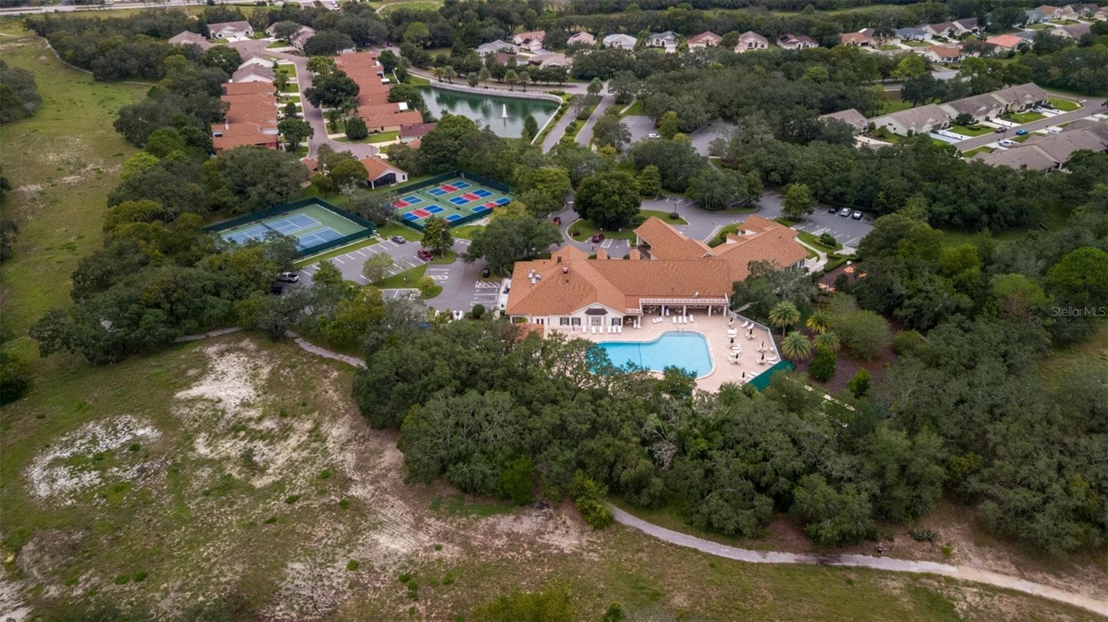 Single Family Residence at 300 HARTFORD CT, SPRING HILL, photo 61 of 63