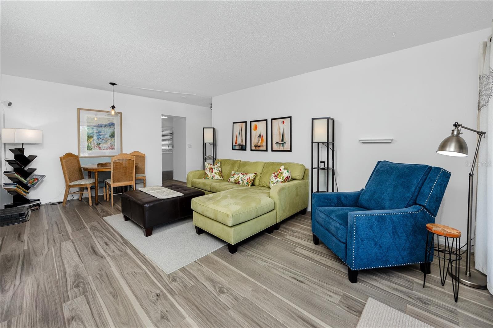 Condominium at 2207 BELLEAIR RD #B30, CLEARWATER, photo 12 of 44