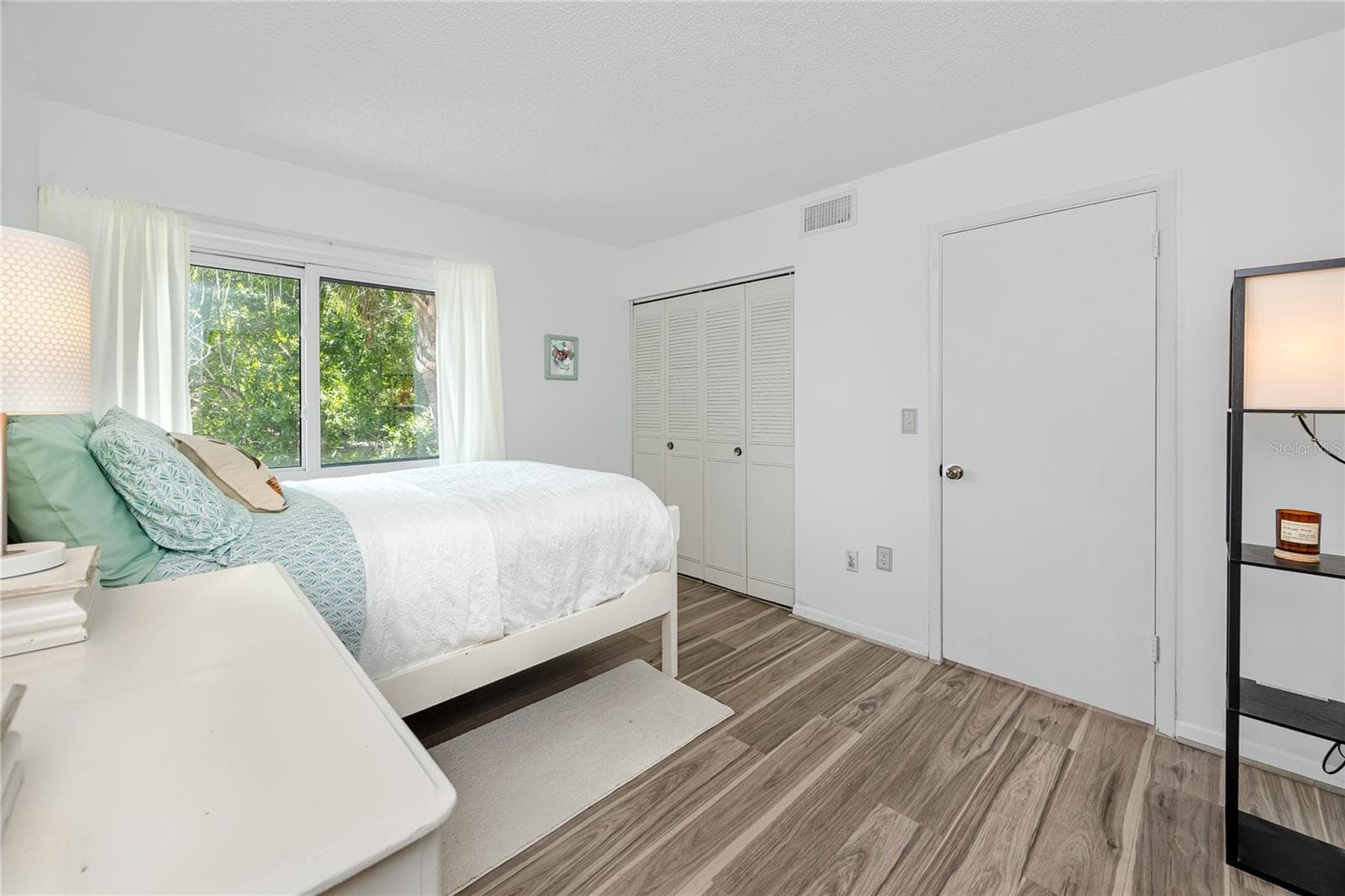 Condominium at 2207 BELLEAIR RD #B30, CLEARWATER, photo 22 of 44