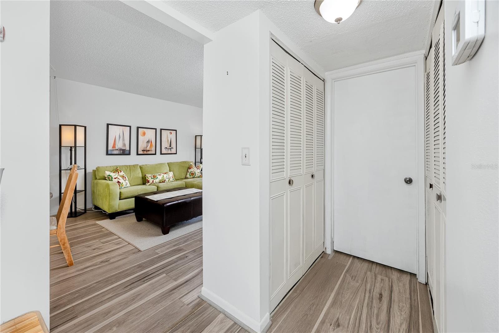 Condominium at 2207 BELLEAIR RD #B30, CLEARWATER, photo 23 of 44