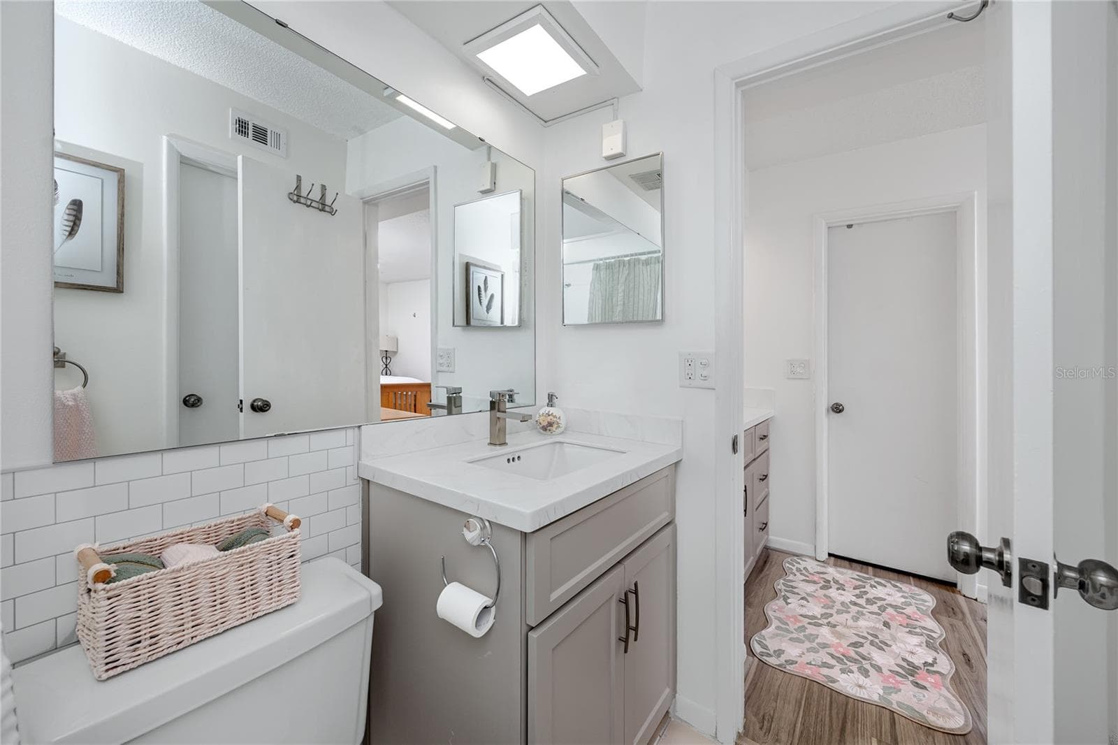 Condominium at 2207 BELLEAIR RD #B30, CLEARWATER, photo 25 of 44