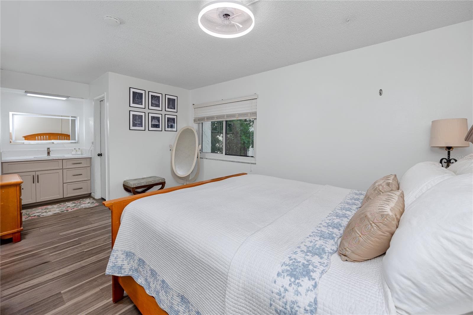 Condominium at 2207 BELLEAIR RD #B30, CLEARWATER, photo 33 of 44