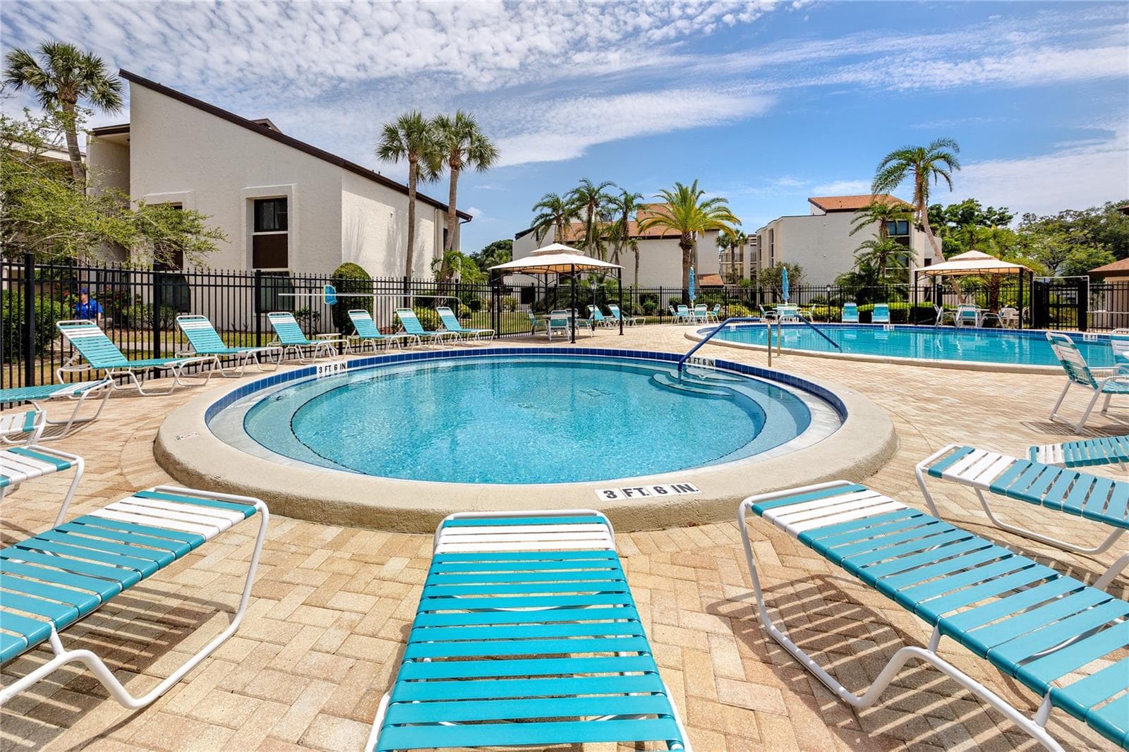 Condominium at 2207 BELLEAIR RD #B30, CLEARWATER, photo 39 of 44