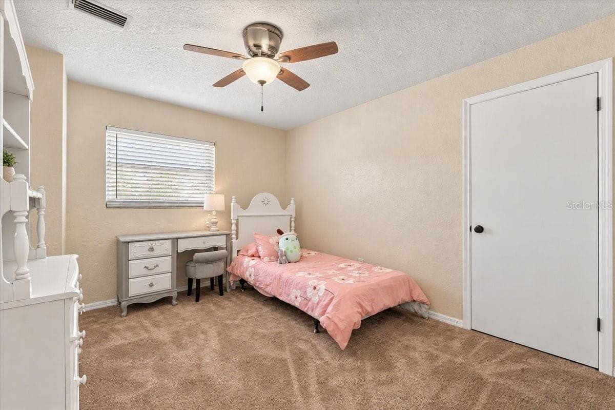 Single Family Residence at 70 GREENFIELD CT, WINTER HAVEN, photo 25 of 38