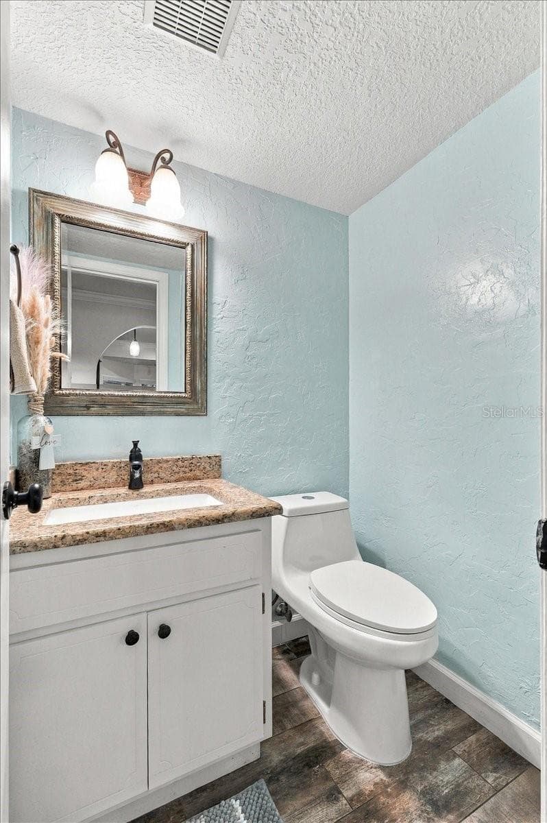 Single Family Residence at 70 GREENFIELD CT, WINTER HAVEN, photo 29 of 38