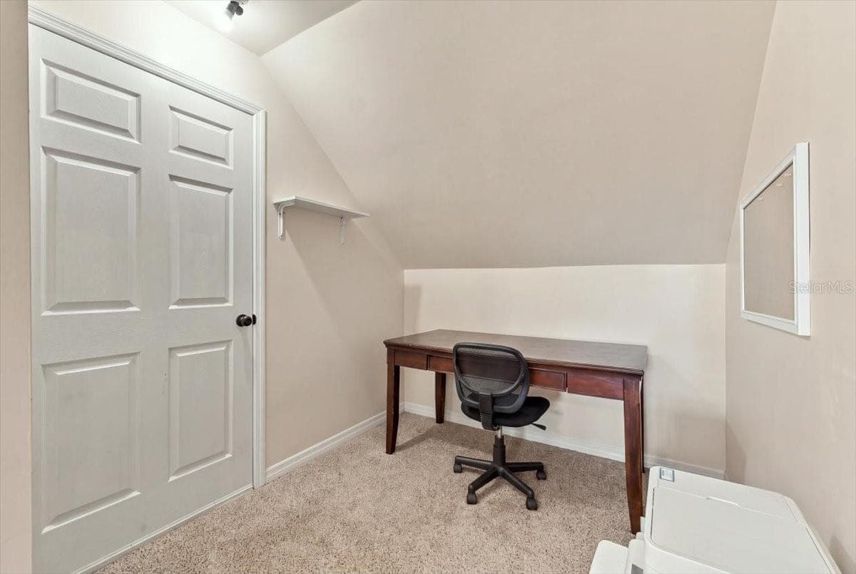Single Family Residence at 70 GREENFIELD CT, WINTER HAVEN, photo 30 of 38