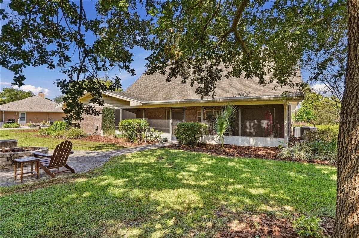 Single Family Residence at 70 GREENFIELD CT, WINTER HAVEN, photo 34 of 38