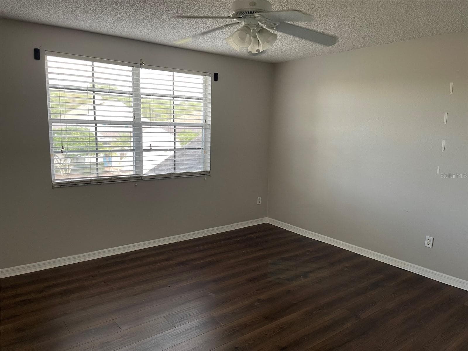 Single Family Residence at 1322 ROYAL SAINT GEORGE DR, ORLANDO, photo 10 of 13