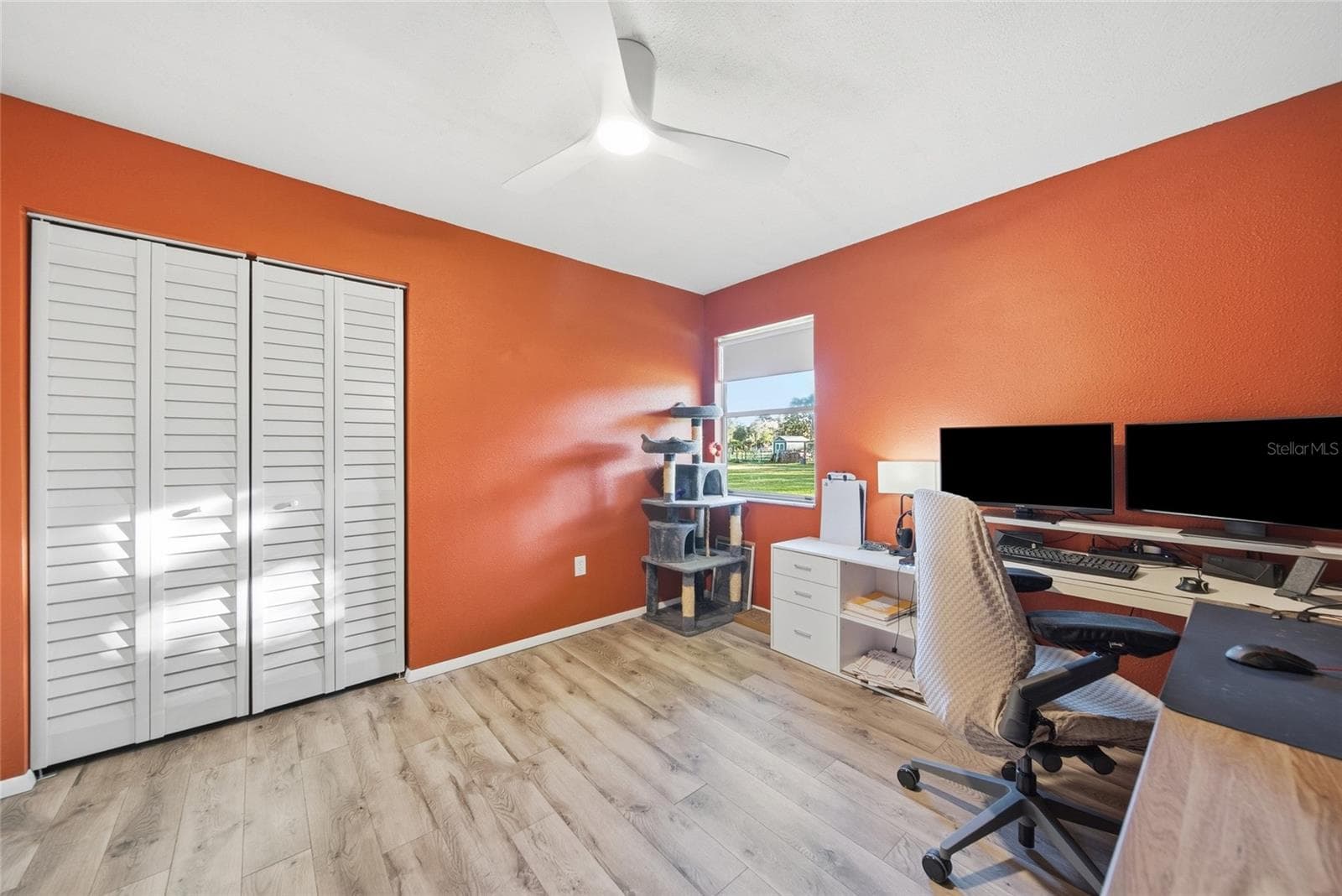 Single Family Residence at 12234 PHYLLIS LN, HUDSON, photo 13 of 37