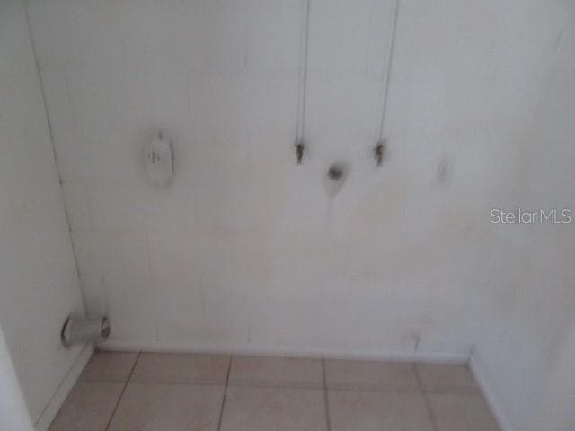 Half Duplex at 10217 CARRIAGE GLEN CT, TAMPA, photo 3 of 6