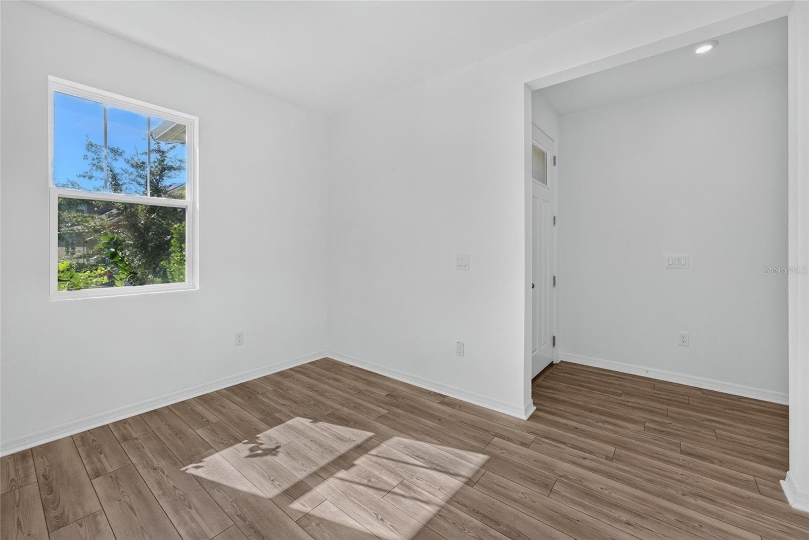 Flexroom - 2960 ANGELONIA THORN WAY, CLERMONT