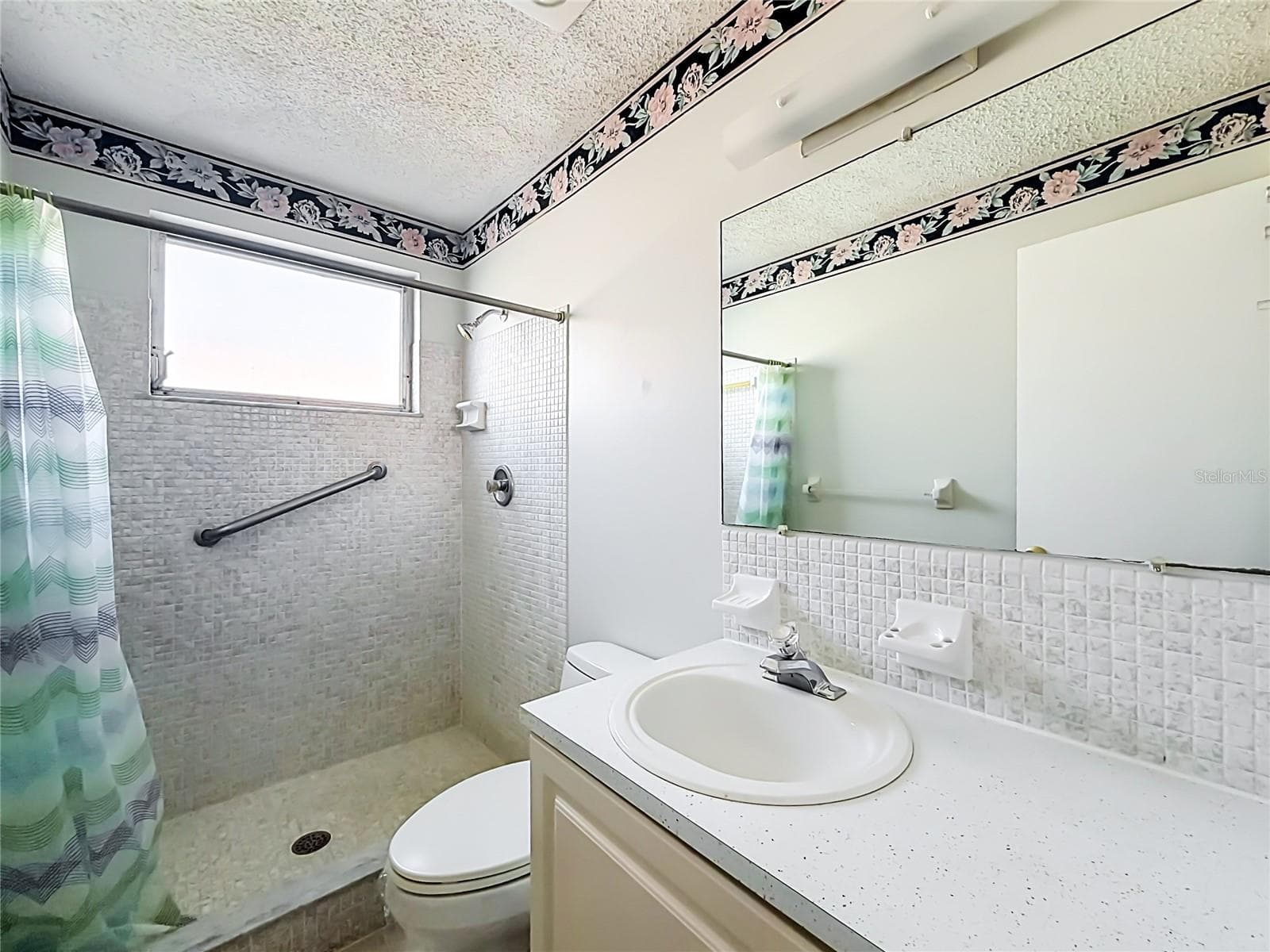 Master bathroom - 3128 59TH ST S #204, GULFPORT