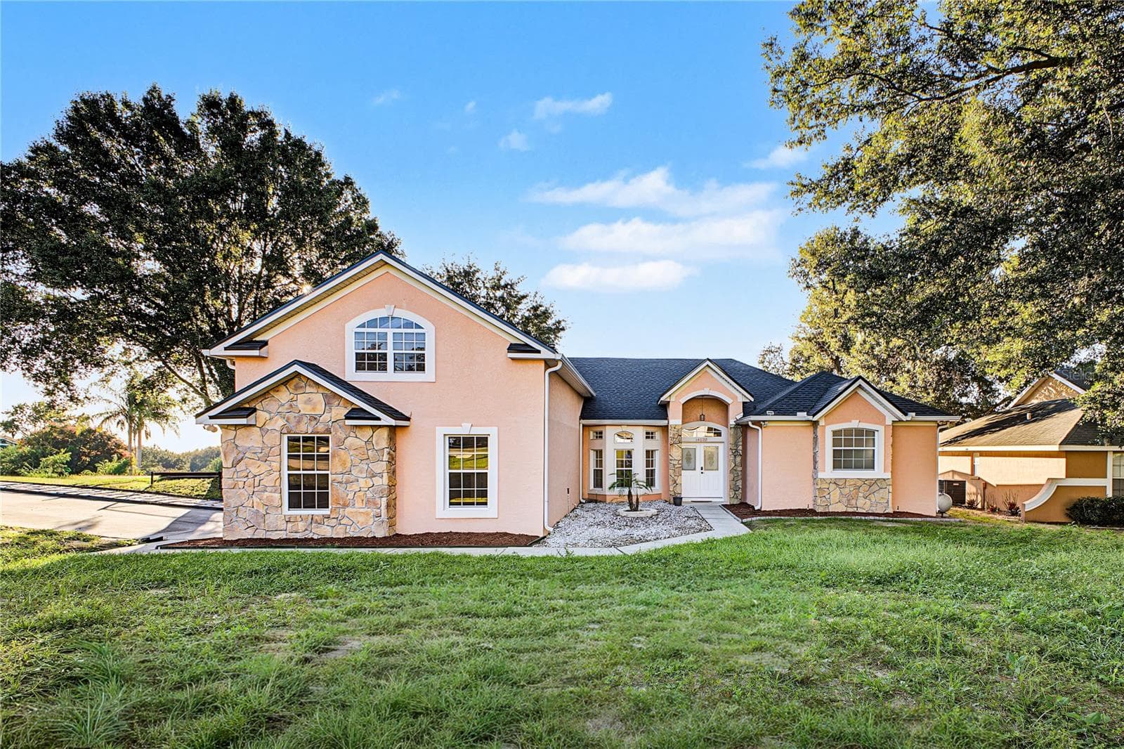 Single Family Residence at 14028 VISTA DEL LAGO BLVD, CLERMONT, photo 7 of 35