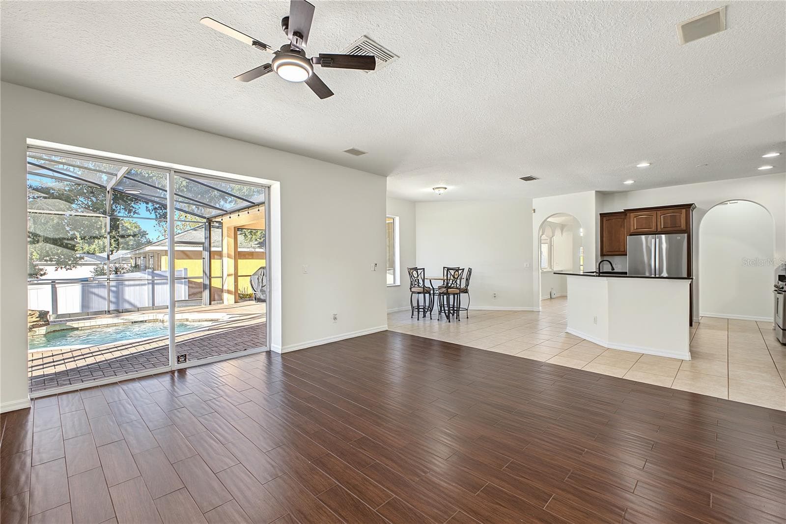 Single Family Residence at 14028 VISTA DEL LAGO BLVD, CLERMONT, photo 21 of 35