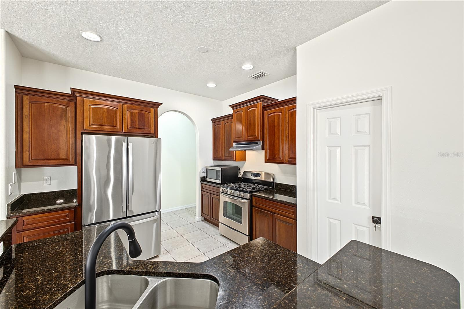 Single Family Residence at 14028 VISTA DEL LAGO BLVD, CLERMONT, photo 22 of 35