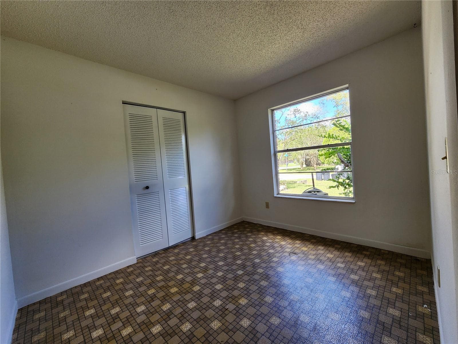 Single Family Residence at 2274 NE 54TH PL, OCALA, photo 5 of 23