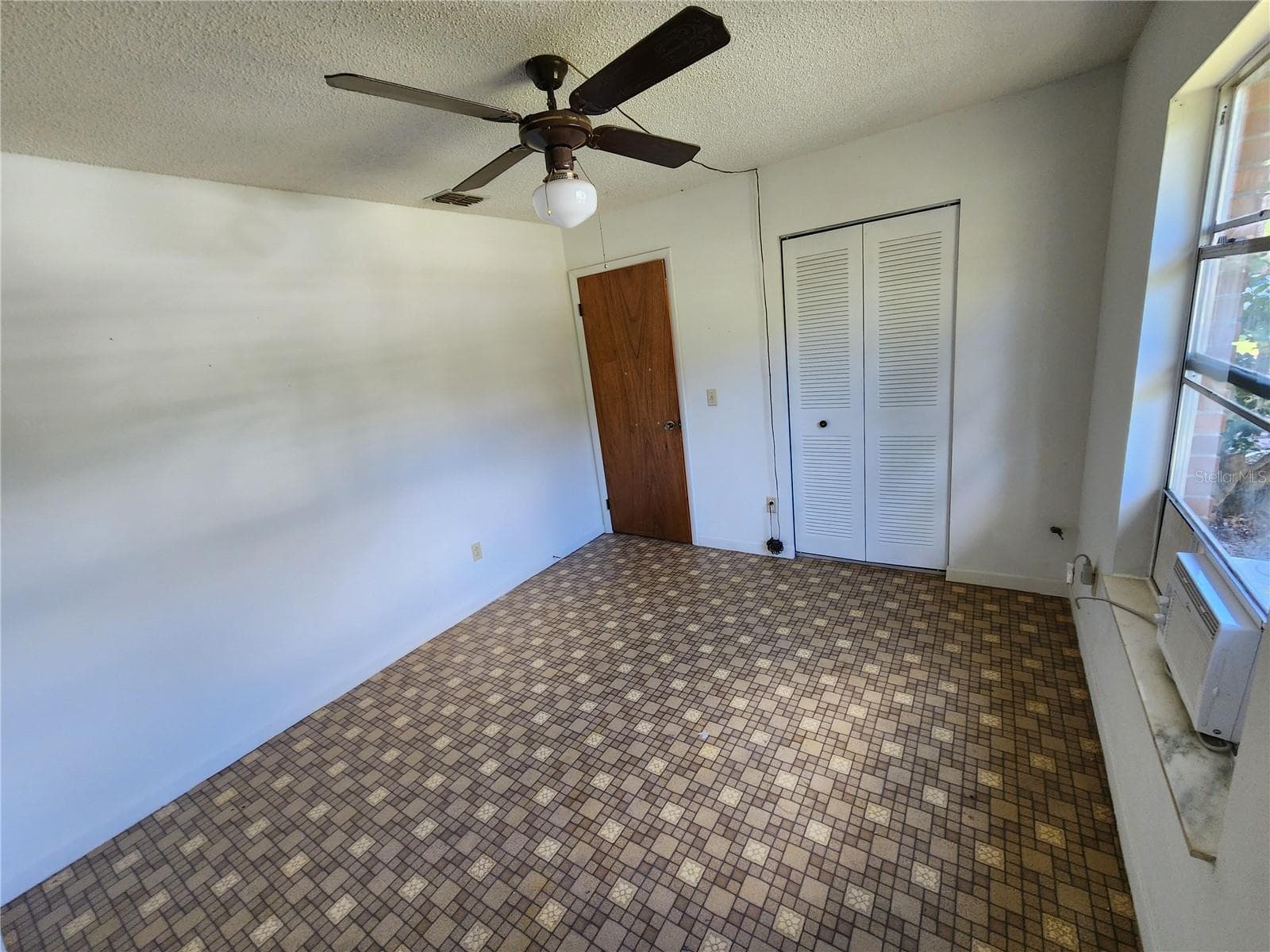 Single Family Residence at 2274 NE 54TH PL, OCALA, photo 6 of 23