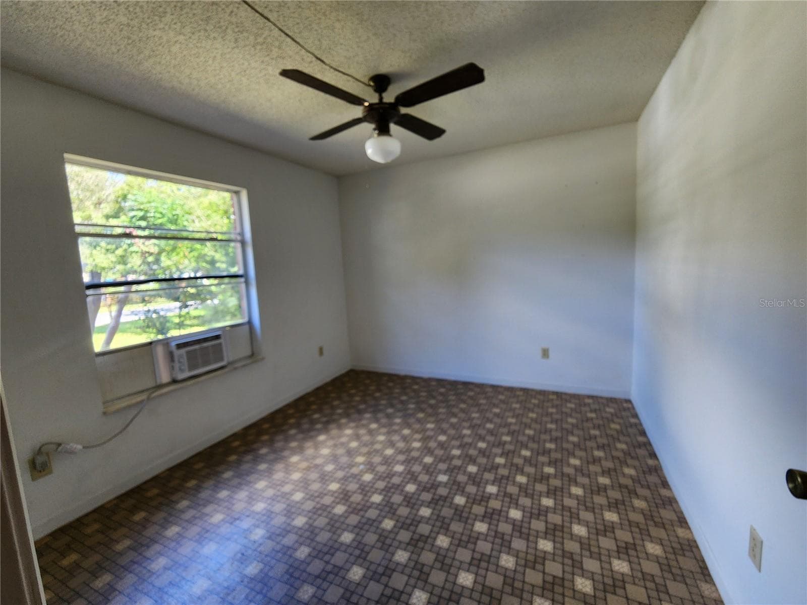 Single Family Residence at 2274 NE 54TH PL, OCALA, photo 9 of 23