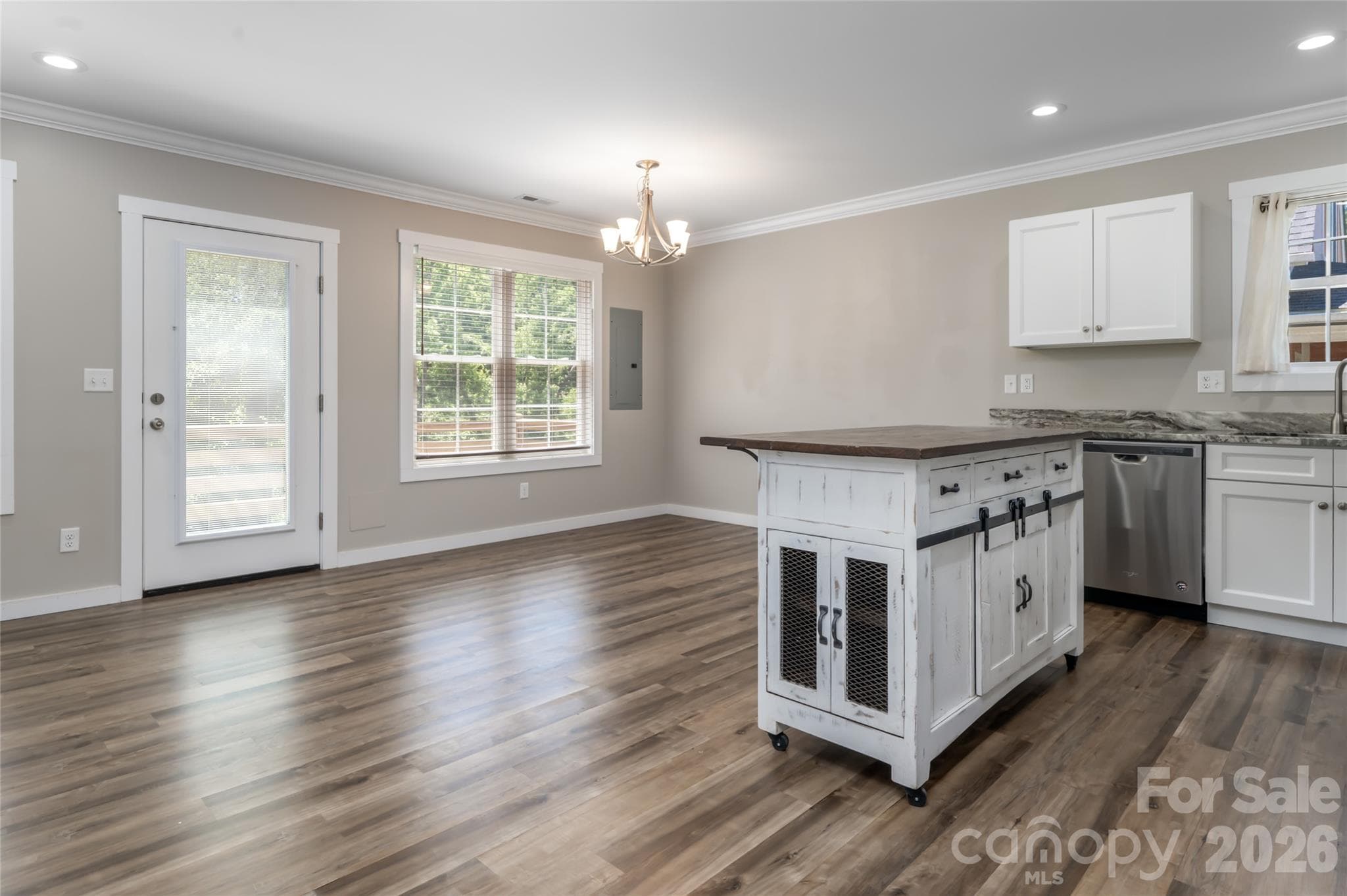 Single Family Residence at 38 Old County Home Road, Asheville, photo 11 of 28