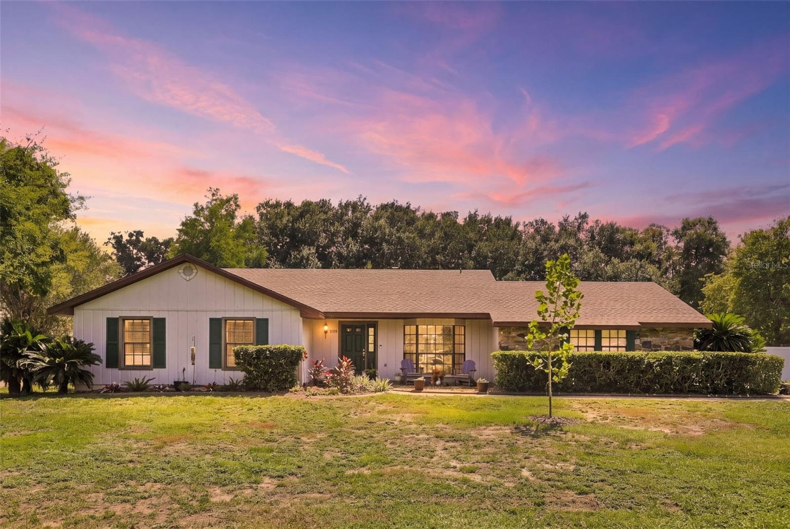 Single Family Residence at 2460 E CROOKED LAKE CLUB BLVD, EUSTIS, photo 2 of 45