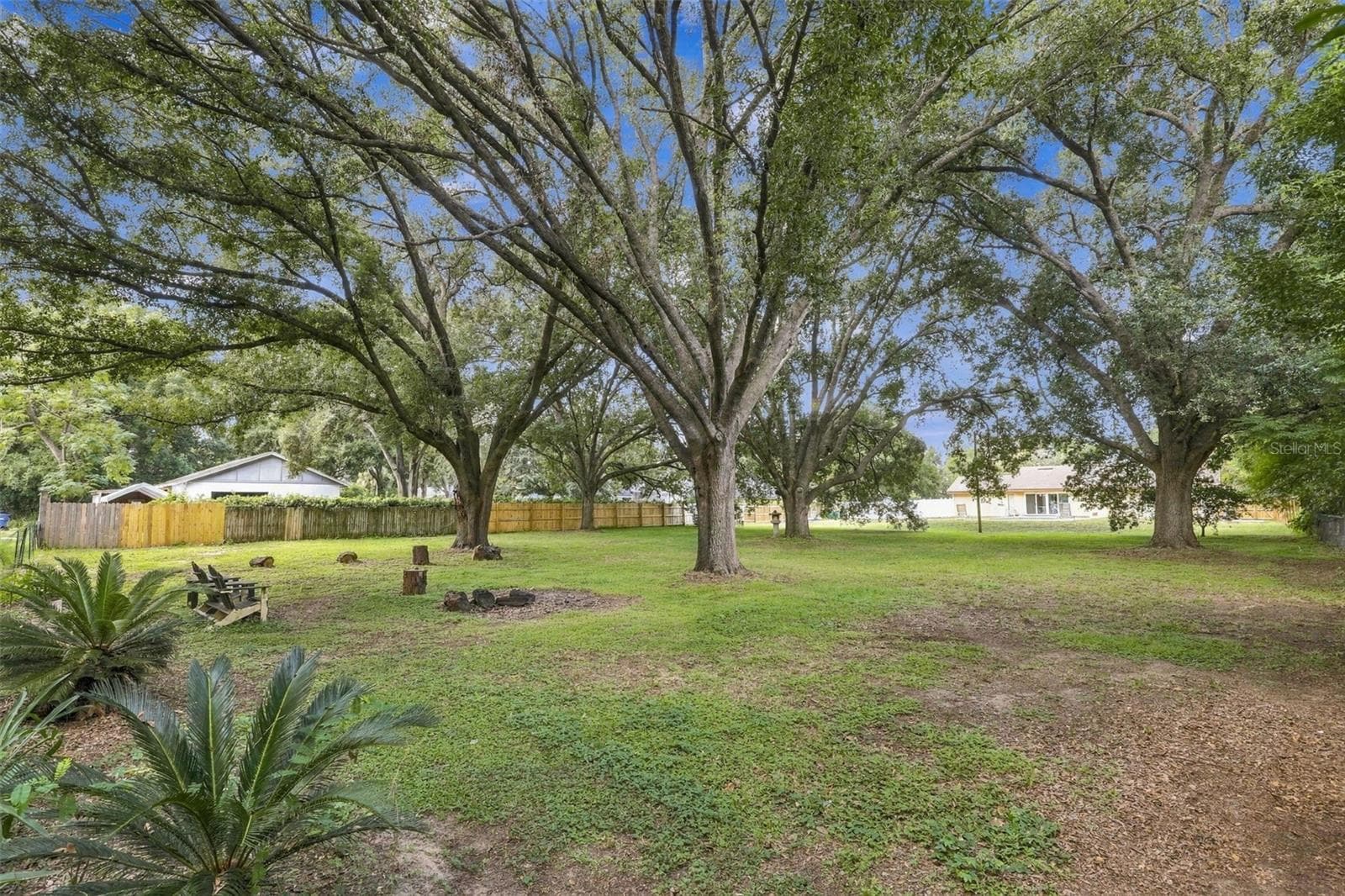 Single Family Residence at 2460 E CROOKED LAKE CLUB BLVD, EUSTIS, photo 37 of 45