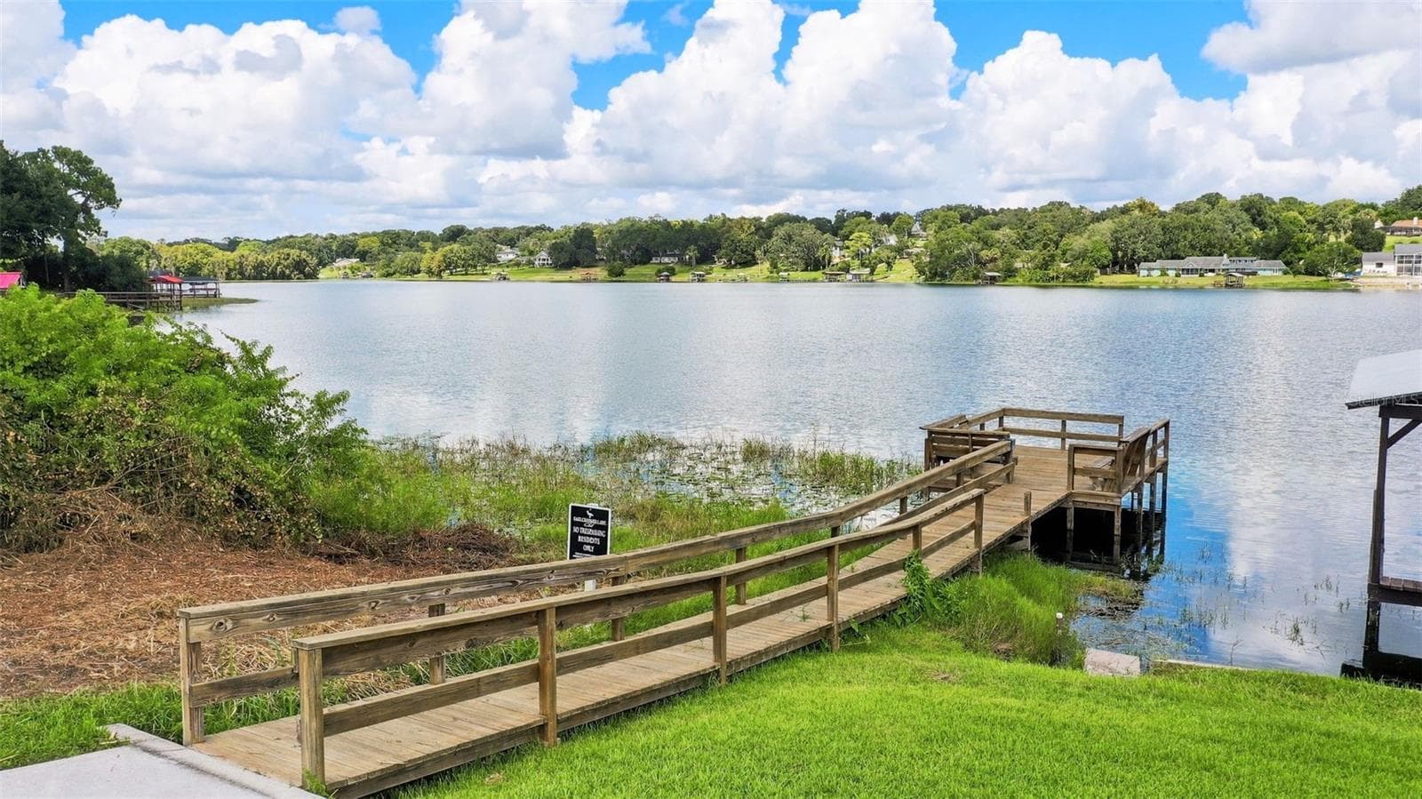 Single Family Residence at 2460 E CROOKED LAKE CLUB BLVD, EUSTIS, photo 43 of 45