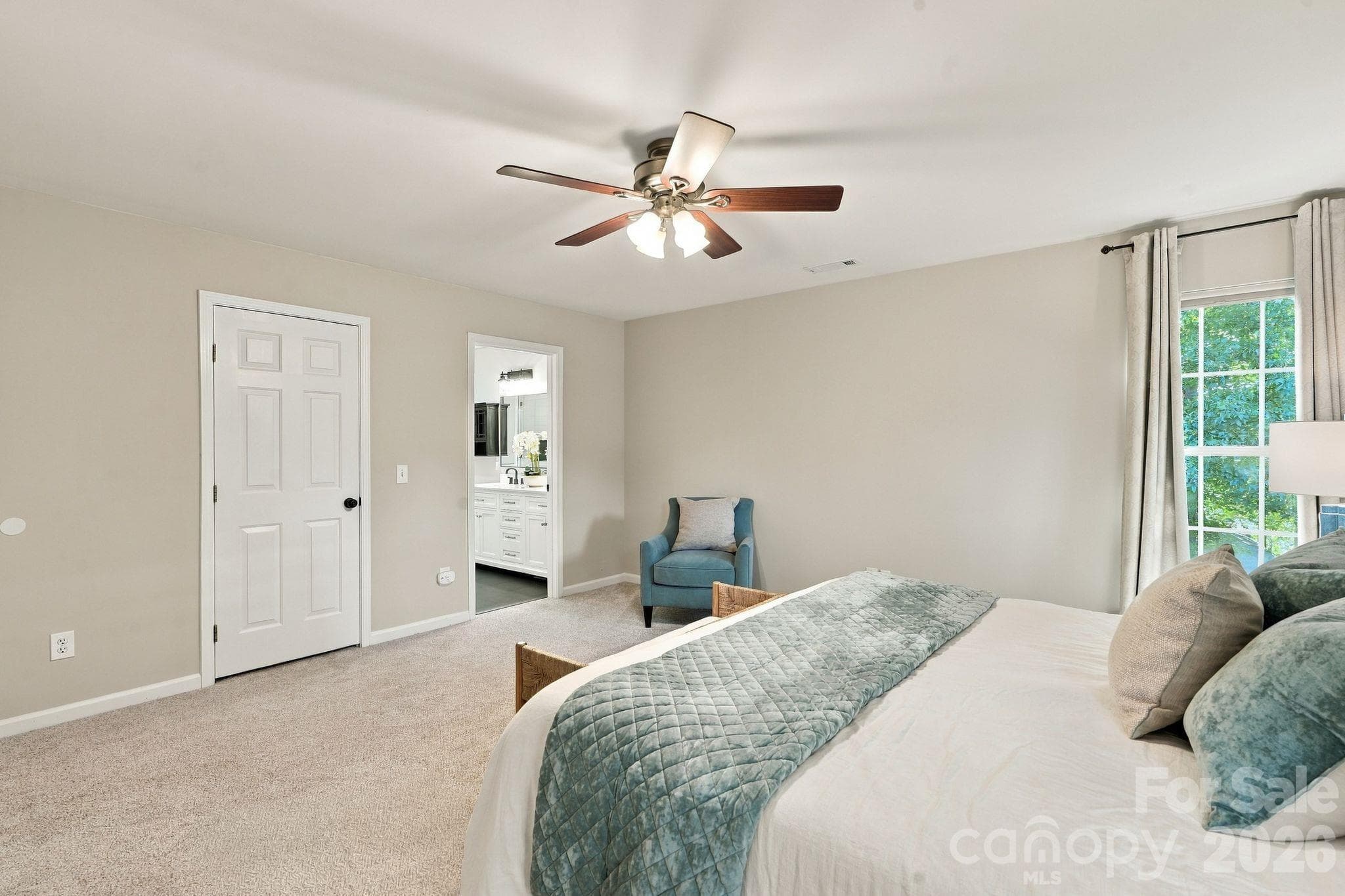 Single Family Residence at 8712 Cool Meadow Drive, Huntersville, photo 20 of 38