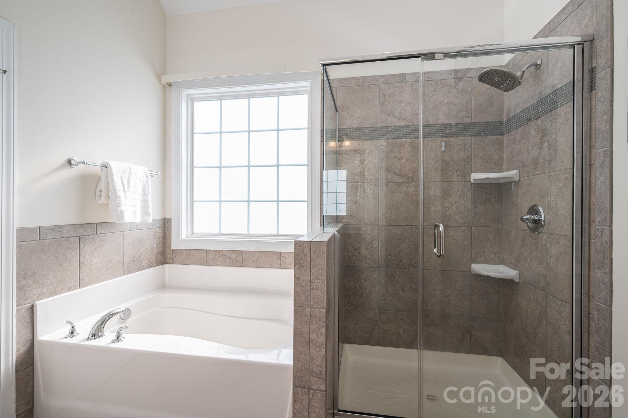 Single Family Residence at 1109 Creekwalk Drive, Stanley, photo 18 of 41