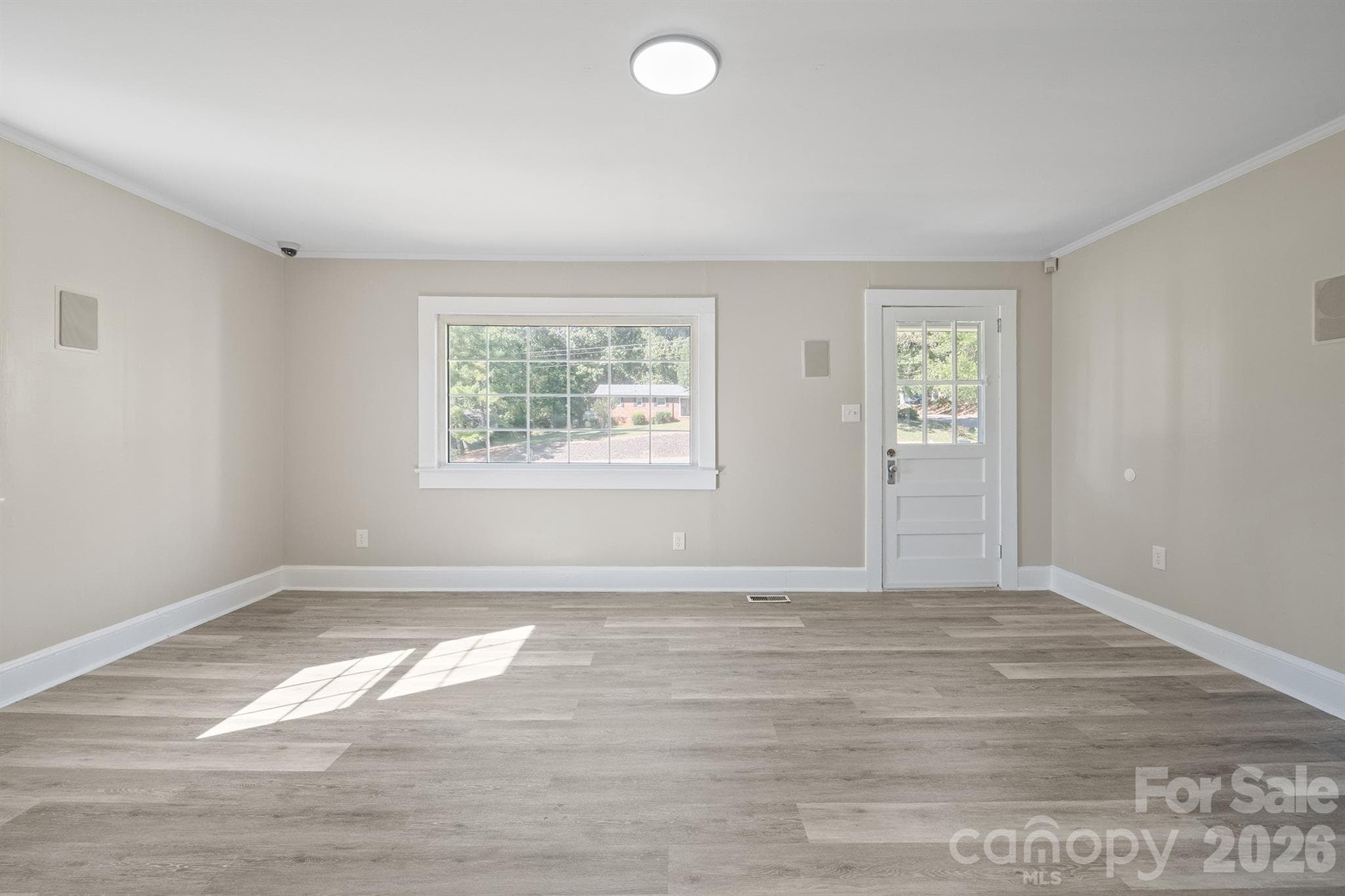 Single Family Residence at 603 Westminster Drive, Statesville, photo 9 of 28