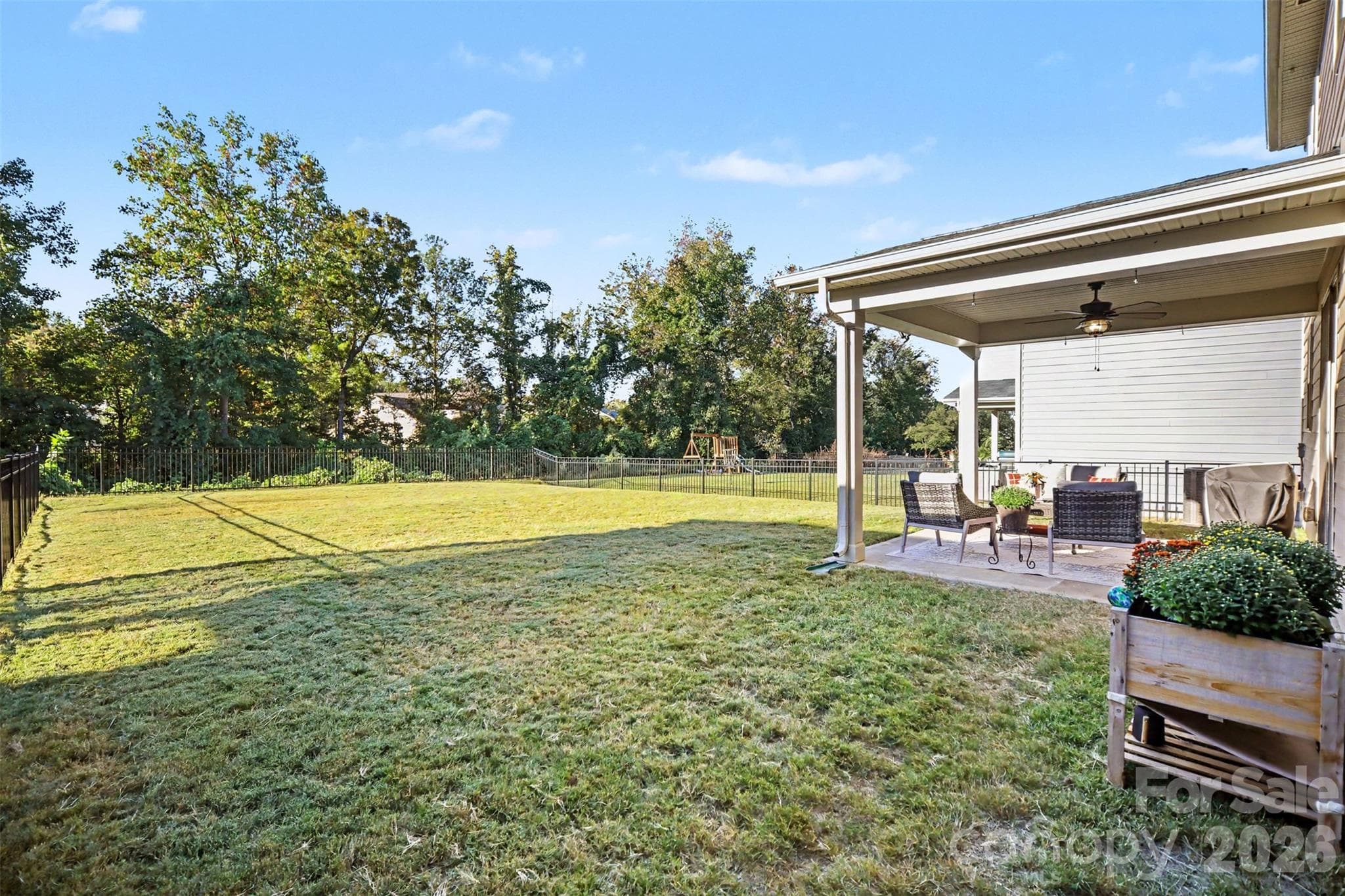 Single Family Residence at 12632 Heath Grove Drive, Huntersville, photo 34 of 37