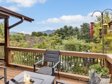 Watch the Bird and the Hummingbirds Feeders from here. - 91 Worsham Drive, Waynesville