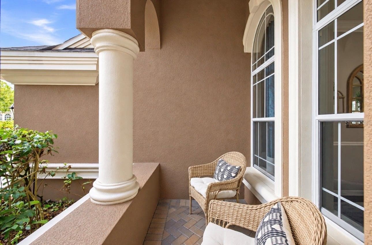 Different angle of the secondary living room. - 3905 SORREL VINE DR, WESLEY CHAPEL