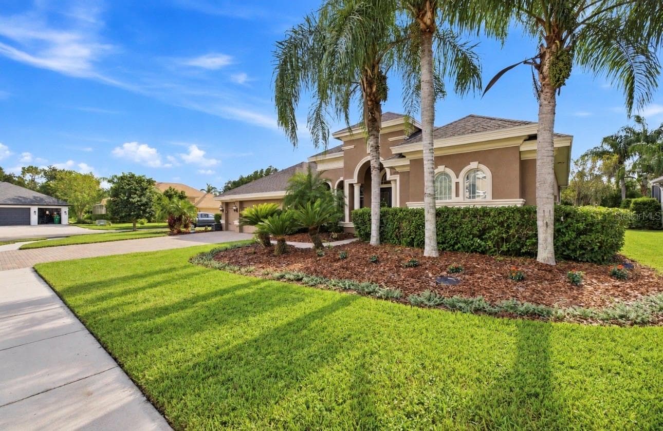 Sidewalks, safety, and community. - 3905 SORREL VINE DR, WESLEY CHAPEL